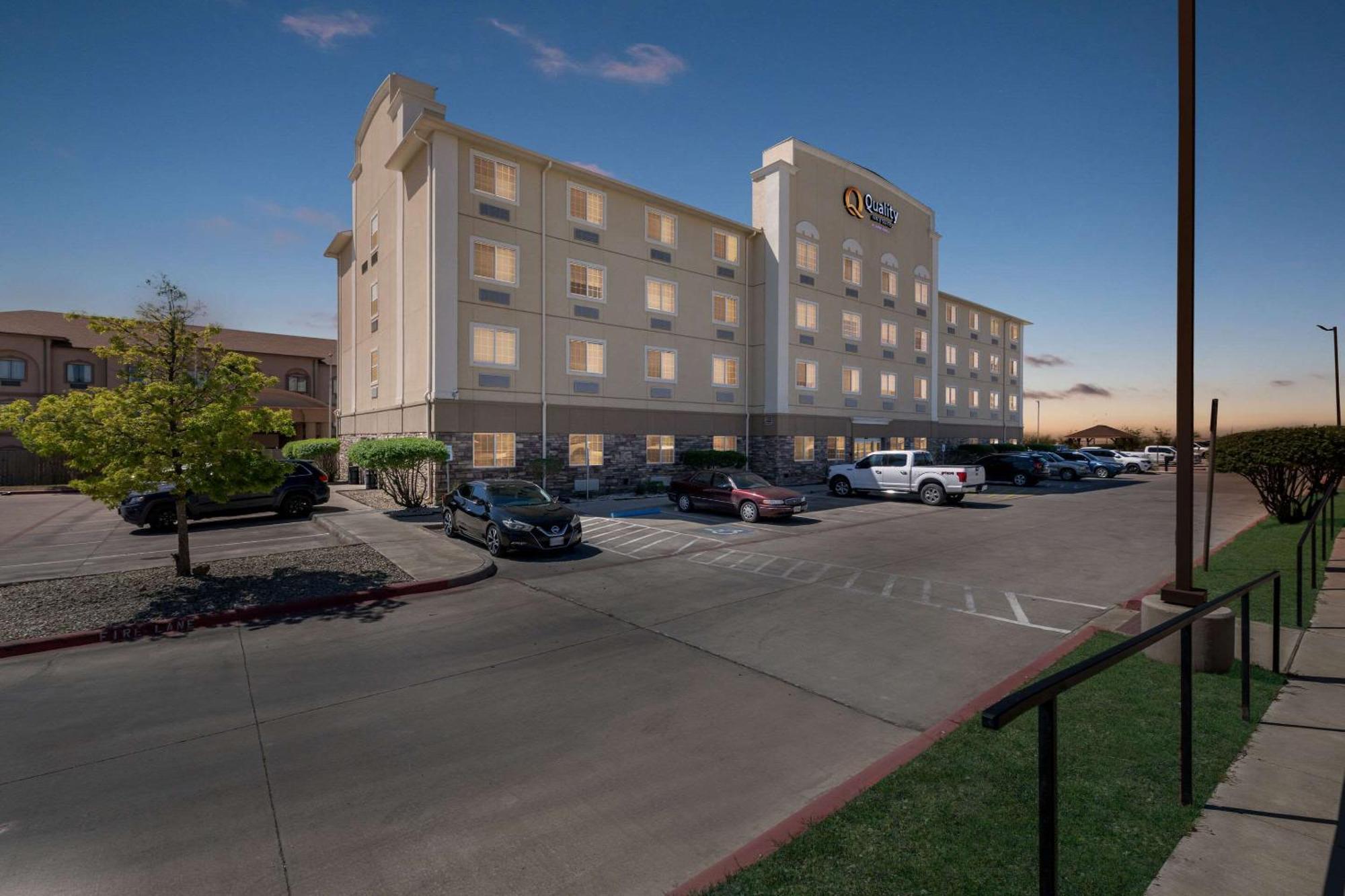 Quality Inn & Suites Биг-Спринг Экстерьер фото